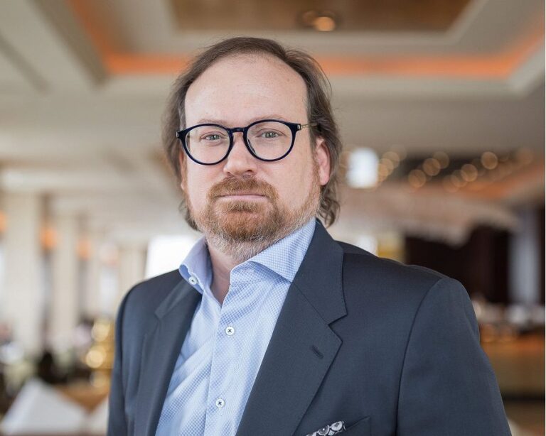 Turn compliance into governance excellence with Speeki Certifications